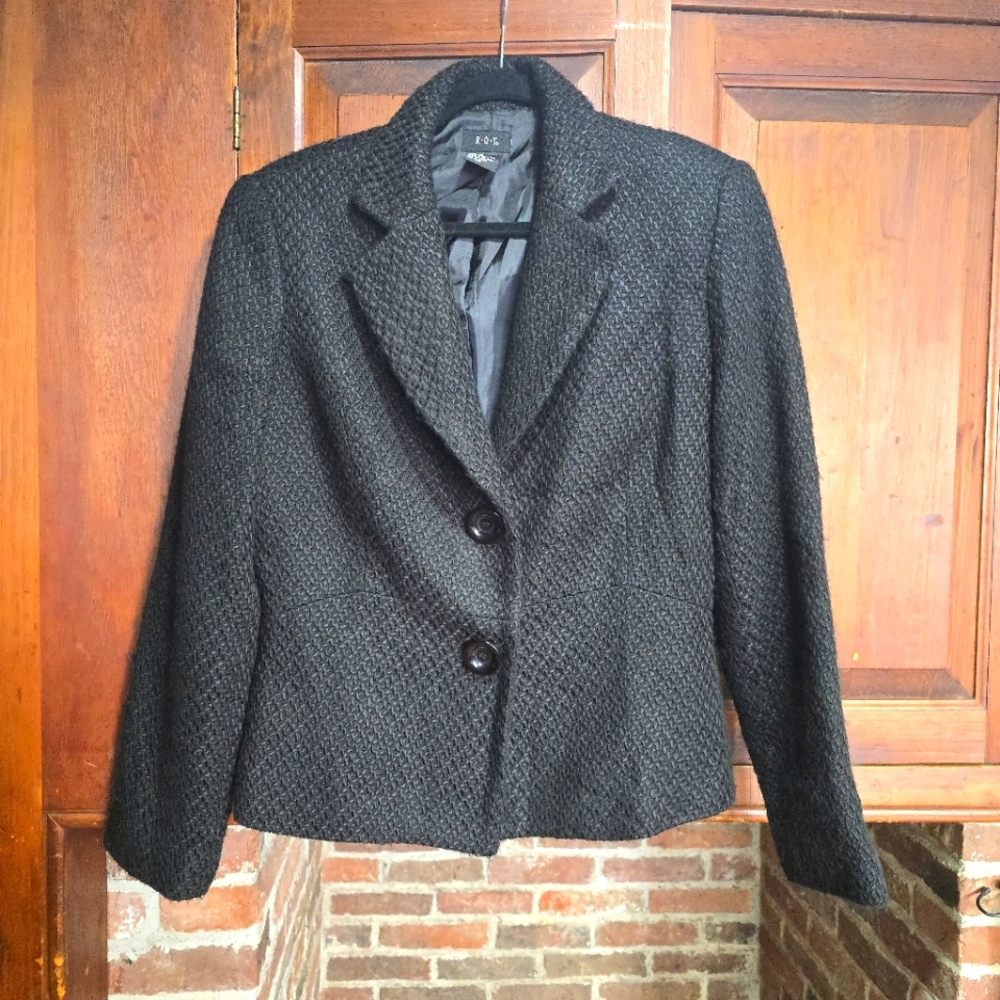 RQT Black Woven Blazer - Size 14